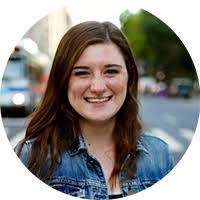 Kelly Schrader's Instagram, Twitter & Facebook