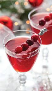 Cranberry Gimlet 2 Oz Faber Gin 1 Oz Unsweetened Cranberry Juice Oz Fresh Lime Juice Oz Simple Syr Non Alcoholic Sangria Cranberry Recipes Spiced Cider