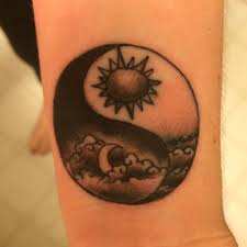 Yin Yang My Newest Edition Covering Up The Arrow On My Wrist Tattoos Paw Print Tattoo Body Art