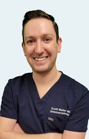 MULTI CORREXION® Hydrate + Plump Eye Cream