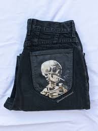Painting on jeans pocket tutorial | paint with me this easy aesthetic diy. Artist Kessler Ramirez Re Creates Famous Paintings On Jeans