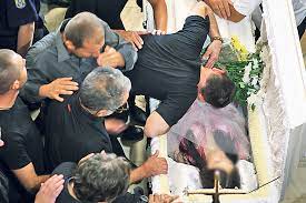 Sep 10, 2010 · parapsiholog: MÄƒdÄƒlina Va Fi IngropatÄƒ In Rochie AlbÄƒ Libertatea