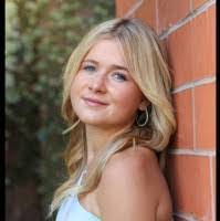 Amanda Pridemore's Instagram, Twitter & Facebook