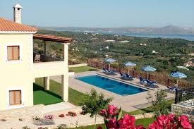 Die Sarakini Villen Bestehen Aus 2 Eigenstandigen Gebauden Villa Athina Mit 1 Schlafzimmer Und Villa Erato Mit 2 Schlafzimmern Zu Beid Villen Villa Gebaude