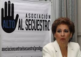Funcionarios de la seduvi piden a empresarios de espectaculares desistirse de amparos. Zo953 3q2autim