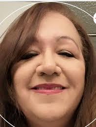 Lori Thibodeaux's Instagram, Twitter & Facebook