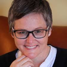 Rebecca Downing's Instagram, Twitter & Facebook