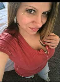 This is Kimberly Reynolds. She's currently at Swannanoa Correctional For  Women in NC. She's looking for mature gentlemen to write and get to know.  You can find her