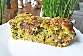 Do větší mísy nasypu rohlíky, zaliju je mlékem a nechám je nasáknout. Recept Velikonocni Nadivka S Koprivami Spenatem A Uzenym Masem Receptyonline Cz Kucharka Recepty A Inspirace