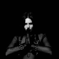Chelsea Wolfe Cchelseawwolfe Cchelseawwolfe Chelseawolfe Cchelseawwolfe Hypnos Hour With Chelsea Dropt Red Bull Chelsea Wolfe Grey Tattoo Gothic Rock