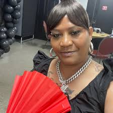 Honi Abbey (@michelle.dent.9822) • Facebook