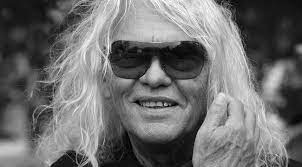 Az omikron szítja az emlékeztető oltások körüli vitát. N Ap1quciry Mm