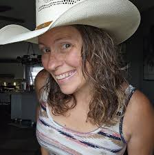 Happy birthday 🎂 to this handsome man of mine! My love, my rock, my safe  place, my home, my best friend ❤️. I hope this year is full of blessings  for you