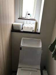 トイレに収納がない 100均で揃う我が家のトイレ収納法 limia リミア 収納 収納 ソファー 収納 セリア