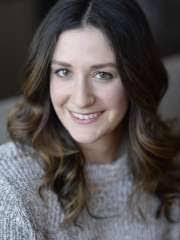 Heather Holderness's Instagram, Twitter & Facebook