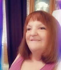 Elizabeth Altizer's Instagram, Twitter & Facebook