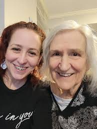 Doris Ruby's Instagram, Twitter & Facebook