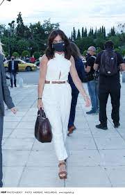 Jul 06, 2021 · μία βραδιά γεμάτη μουσική είχαν την ευκαιρία να απολαύσουν όσοι βρέθηκαν χθες βράδυ στο ηρώδειο. Dior Celebrates Greece Ti Foresan Oi Kalesmenes Toy Dior Sto Kallimarmaro Gnwstes Ellhnides Kai 3enes Influencers Eikones Zwh Iefimerida Gr