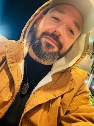 Are there any better suggestions for finding tuna tomorrow AM from JI to  Linda