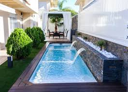 12 Idees Deco Pour L Exterieur Pergola Fontaine Et Jacuzzi