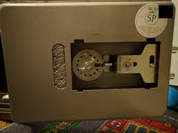 This video explains how to open a cheap digital safe if the batteries have run down and you don't have the key. Lock Picking 101 Forum How To Pick Locks Locksport Locksmithing Locks Lock Picks