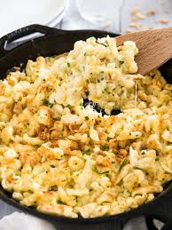 Cheese Spaetzle Kasespatzle Is The German Version Of Mac And Cheese Made With German Egg Noodles And Emmental Spaetzle Recipe Cheese Spaetzle Recipe Spatzle