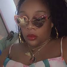 Derrick March's Instagram, Twitter & Facebook