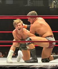 Ethan Page pullinh Hooks hair : rWrestleWithThePackage