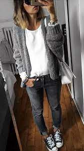 Casual Outfits In 2019 Pinterest Jeans Grey Jeans And Outfits Comfy Jeans Outfit Comfortable Jeans Outfit Casual Outfits