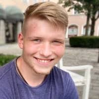 70+ "Lukáš Frank" profiles