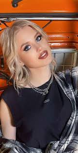 Mechanic Girls Blonde