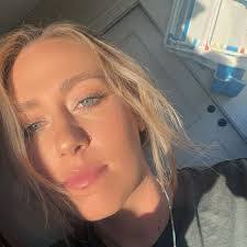 Taylor Keppler's Instagram, Twitter & Facebook