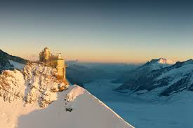 Zur einweihung des neuen ladens lud die. Roland Fontanive Kenner Und Urgestein Des Berner Oberlandes Die Besten Tipps Fur Ein Rendezvous Mit Eiger Monch Und Jungfrau Genbock Pr Pr Agentur Berlin Tourismus Prgenbock Pr Pr Agentur Berlin