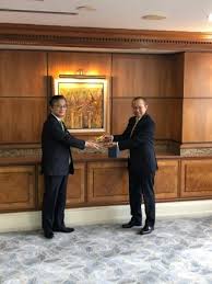 Wahid omar is the previous ceo of maybank. Ambassador Oka S Courtesy Call On Tan Sri Abdul Wahid Omar Chairman Of Bursa Malaysia Berhad Embassy Of Japan In Malaysia