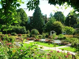 School Garden On The Banks Of The Wakenitz Lubeck Lubeck Travemunde Lubeck Tourismus