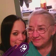 Michelle Bott's Instagram, Twitter & Facebook