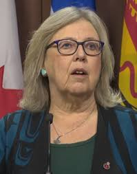 Green Party Leader Elizabeth May chastises Trump