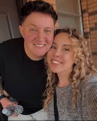 Eva Estep's Instagram, Twitter & Facebook