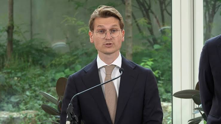 Minister Van Essen over stikstofplan: 'Boeren krijgen duidelijkheid'