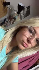 a white one is next 😋 #kendrascott #fyp #emotionalsupportnecklace #pi...