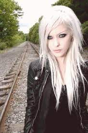 White Alternative Hair Girl Scene Punk Goth Evapellizzari Evastarz Evastarz Scene Haircuts Alternative Hair Scene Hair