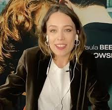 Schauspielerin paula beer hat den europäischen filmpreis als beste darstellerin gewonnen. 55ethwmsenbstm