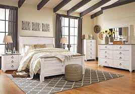 Beds, mirror dresser, bedroom storage, bedroom chair Willowton Whitewash Queen Panel Set