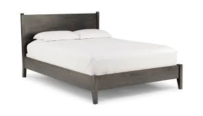Some customers have also reported that the space for the mattress of the required size (queen mattress for the queen bed and king. Stratford Platform Bed By Witmer Hom Furniture