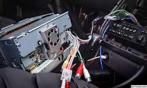 Letakkan dua peranti bluetooth dalam satu meter satu sama lain untuk memastikan bahawa ia berada dalam julat radio untuk berpasangan. Bagaimana Untuk Memasang Unit Kepala Baharu Memasang Stereo Kereta 2021