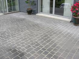 Realisations En Beton Decoratif Createursdesolsbeton Com Terrasse Beton Terrasse Beton Imprime Revetement Sol Exterieur