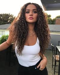 Black Female Actresses Over 40 List Of The Black Female Actresses Under 40 Fashionterest Madison Pettis Curly Hair Styles Black Female Actresses