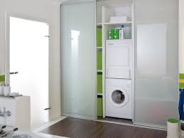 Mittlerweile Gibt Es Kuhlschranke In Wunderbarem Design Selbst Kuchenherde Sehen Schon Aus Und Schrank Waschmaschine Badezimmer Waschmaschine Trockner Schrank