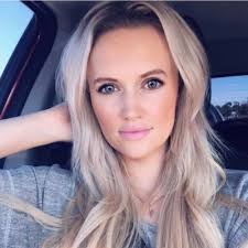 Ashley Walls (@Ashley_Beckman)