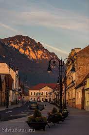 Ușor de ajuns cu mașina, ori cu trenul (aprox. Zarnesti Town Brasov County Transylvania Romania Transylvania Romania Transylvania Brasov